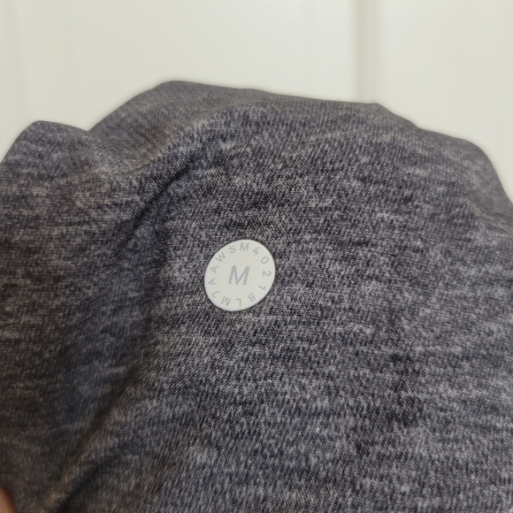 Lululemon athletica T.H.E Linerless shorts men's size medium. - Picture 11 of 11